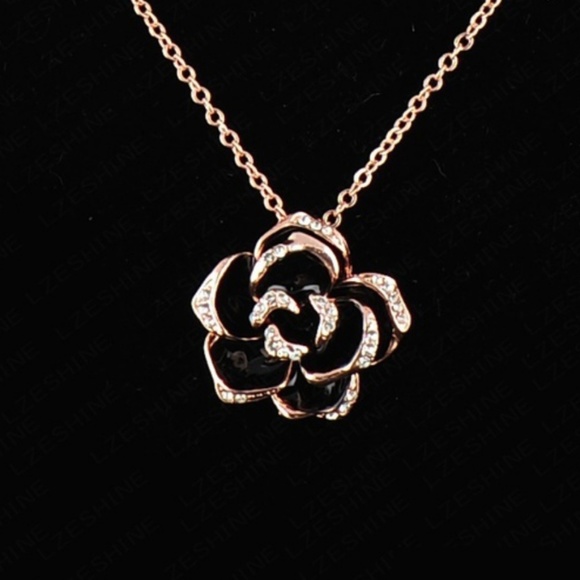 ❣️2 for $30❣️Rose Pendant Necklace - Picture 3 of 3